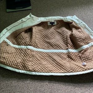 The coat is in very nice shape